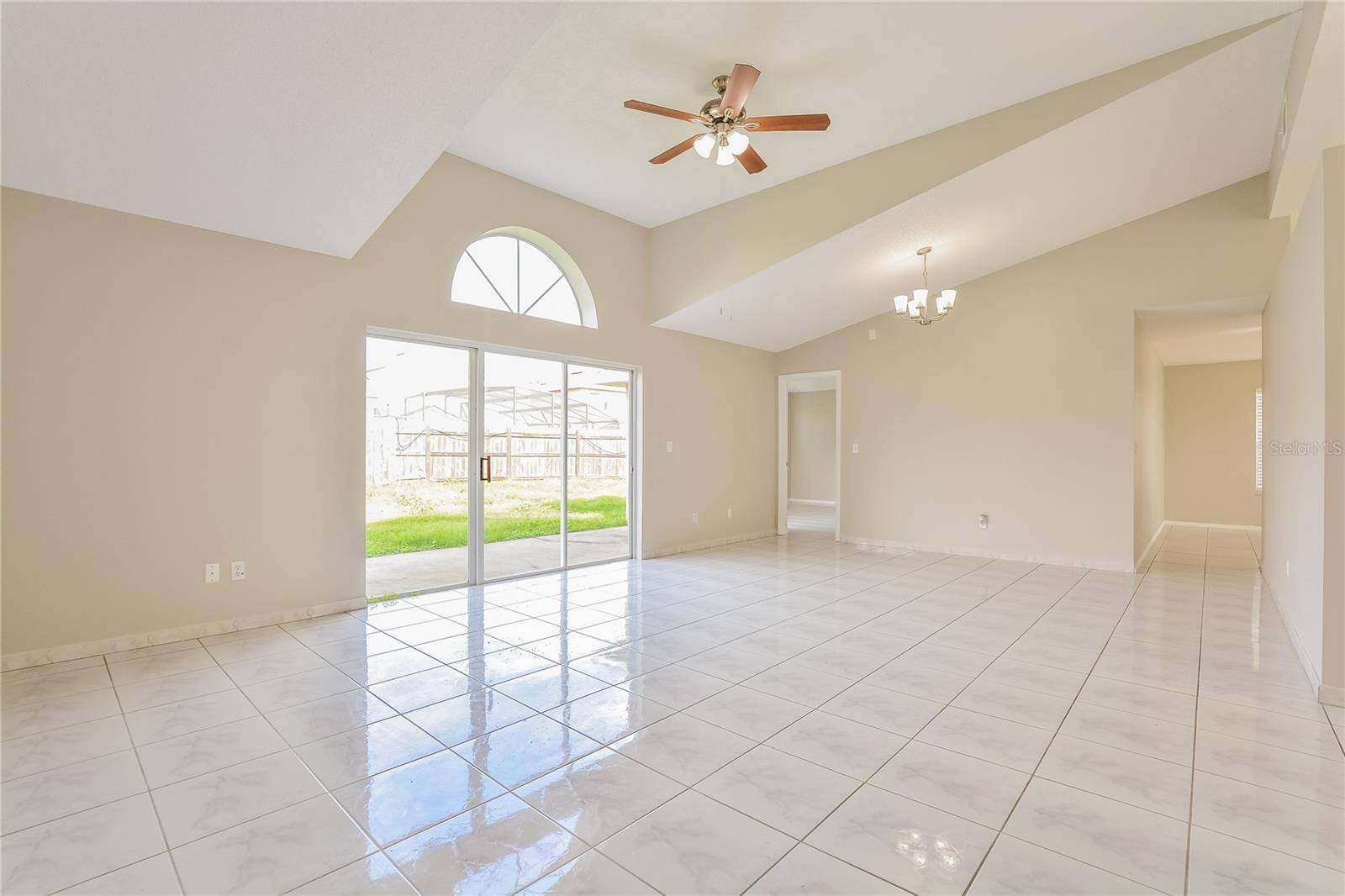 1515 WOOD VIOLET DR, Orlando, FL 32824