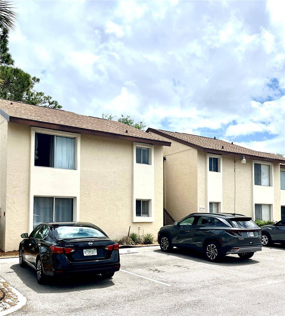2724 HIDDEN LAKE BLVD #A, Sarasota, FL 34237