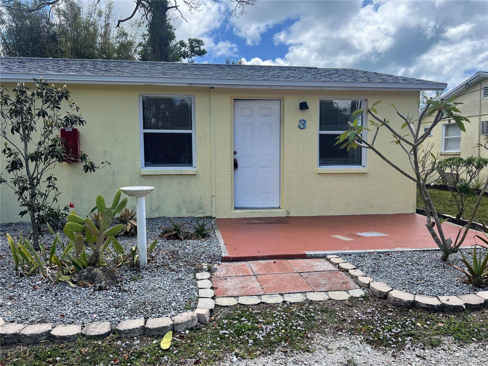 255 PINEAPPLE ST #3, Englewood, FL 34223
