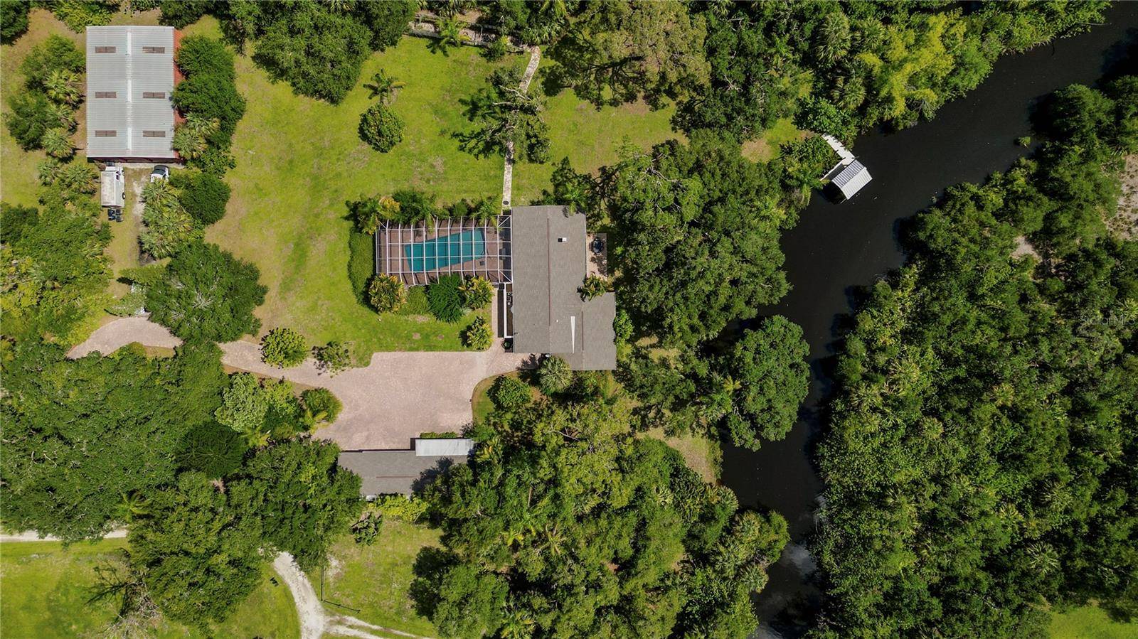 18220 ELMWOOD DR, Alva, FL 33920