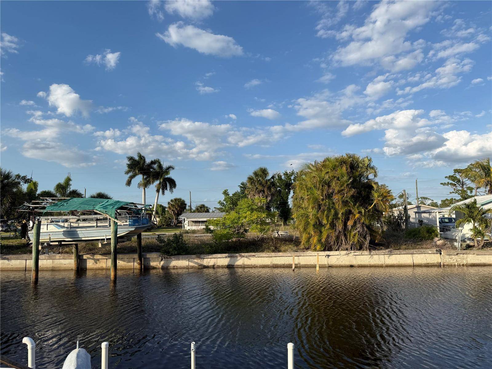 4153 HOLLIS AVE, Port Charlotte, FL 33953