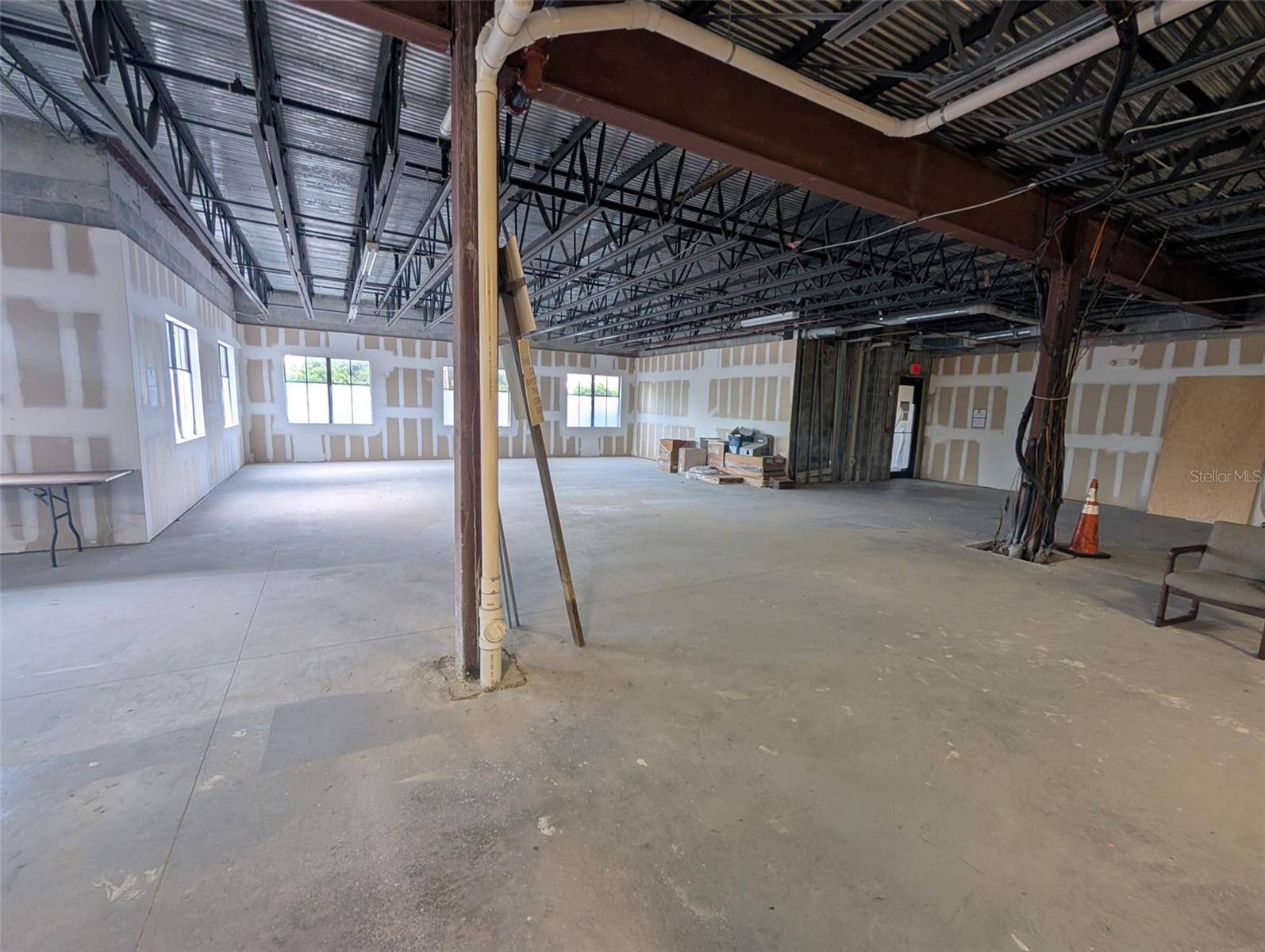 5920 PAN AMERICAN BLVD #103, North Port, FL 34287