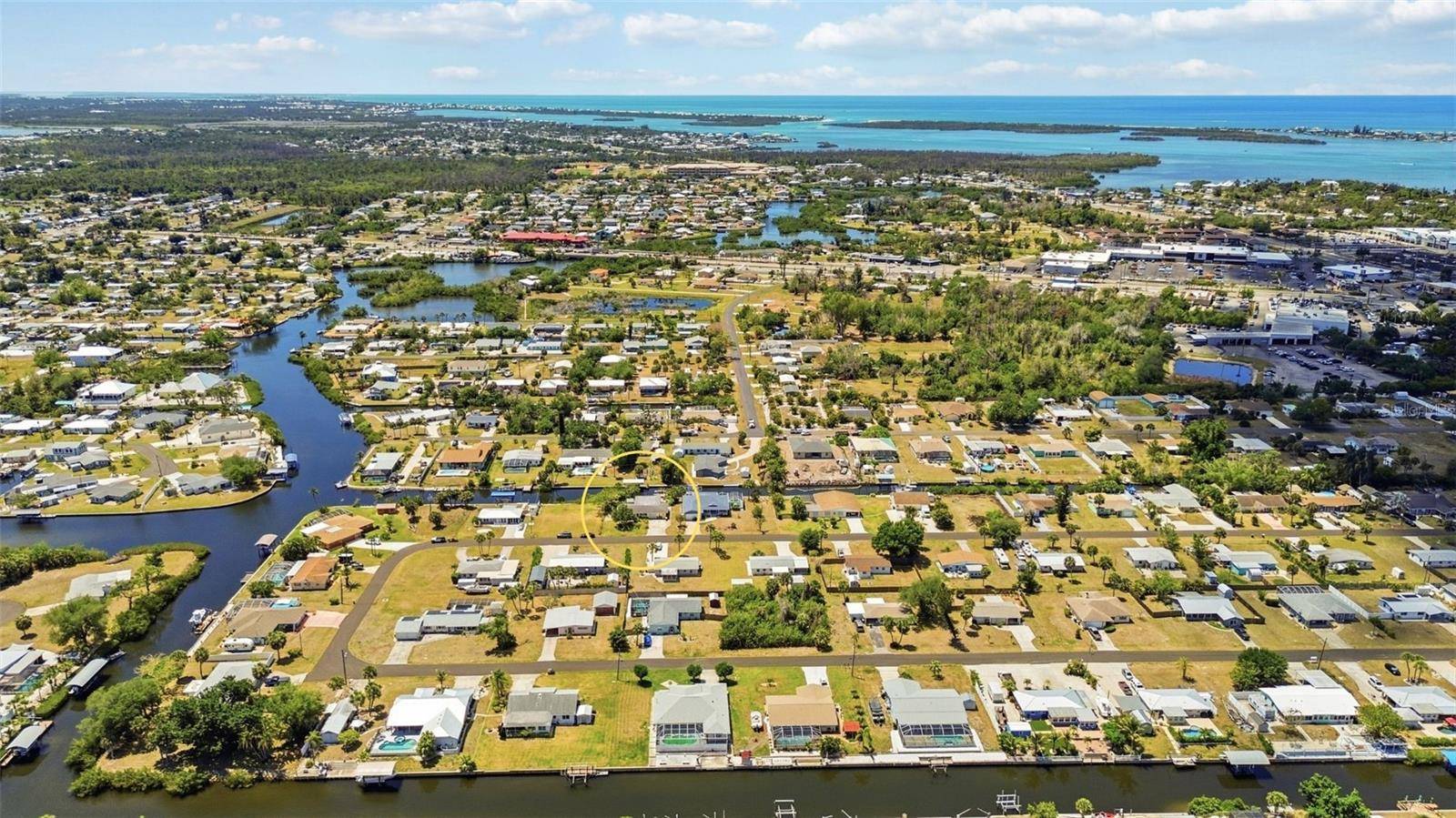 885 E 3RD ST, Englewood, FL 34223