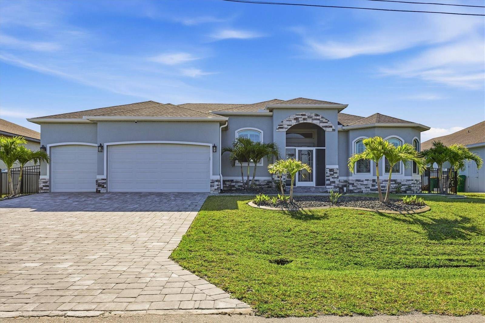 8314 TRACY CIR, Port Charlotte, FL 33981