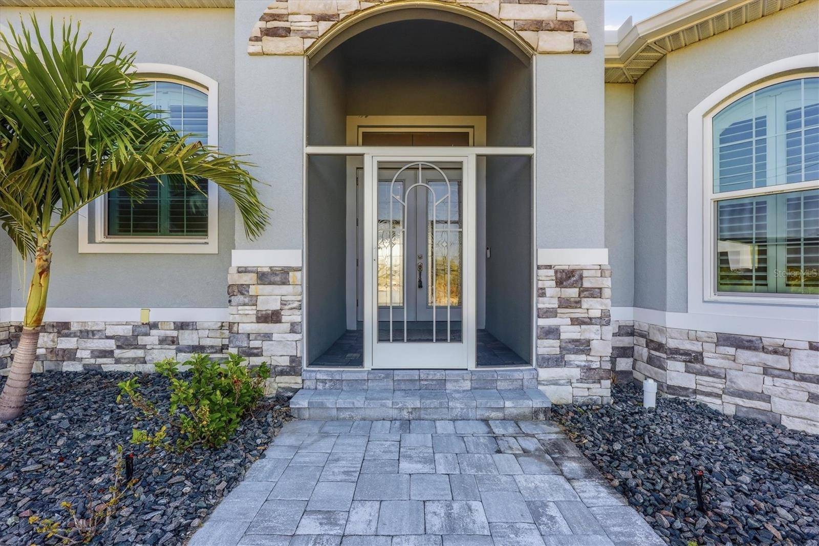 8314 TRACY CIR, Port Charlotte, FL 33981