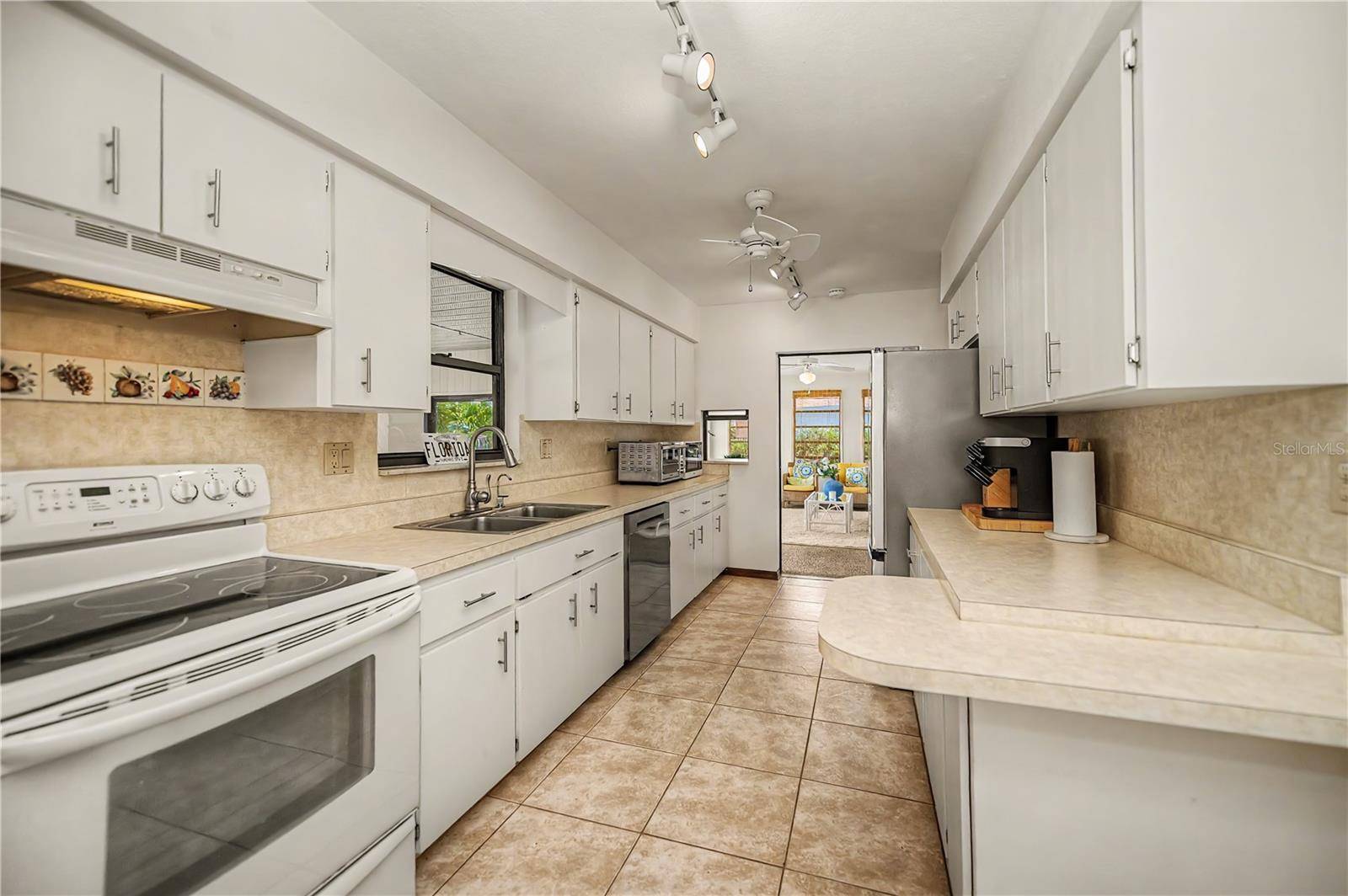 520 BOARDMAN DR, Punta Gorda, FL 33950