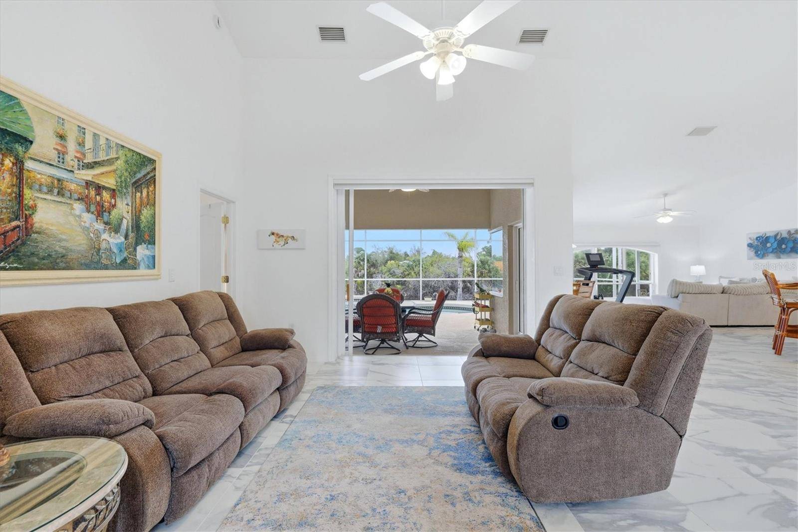 300 BAYTREE DR, Rotonda West, FL 33947
