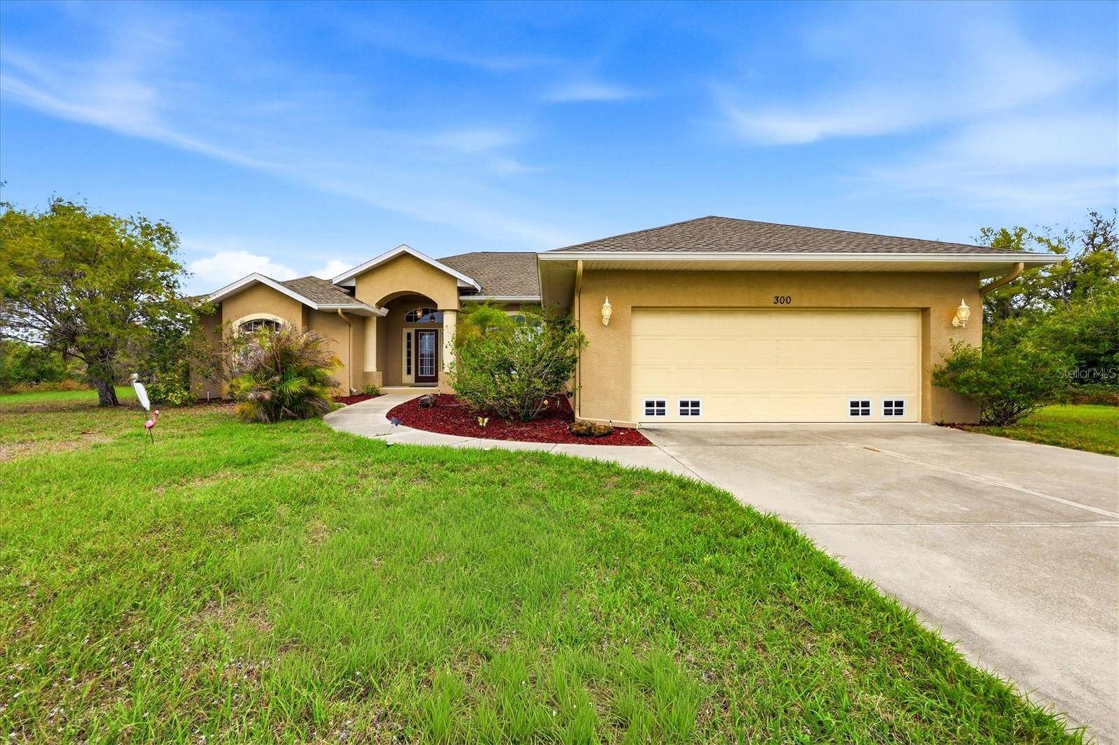 300 BAYTREE DR, Rotonda West, FL 33947