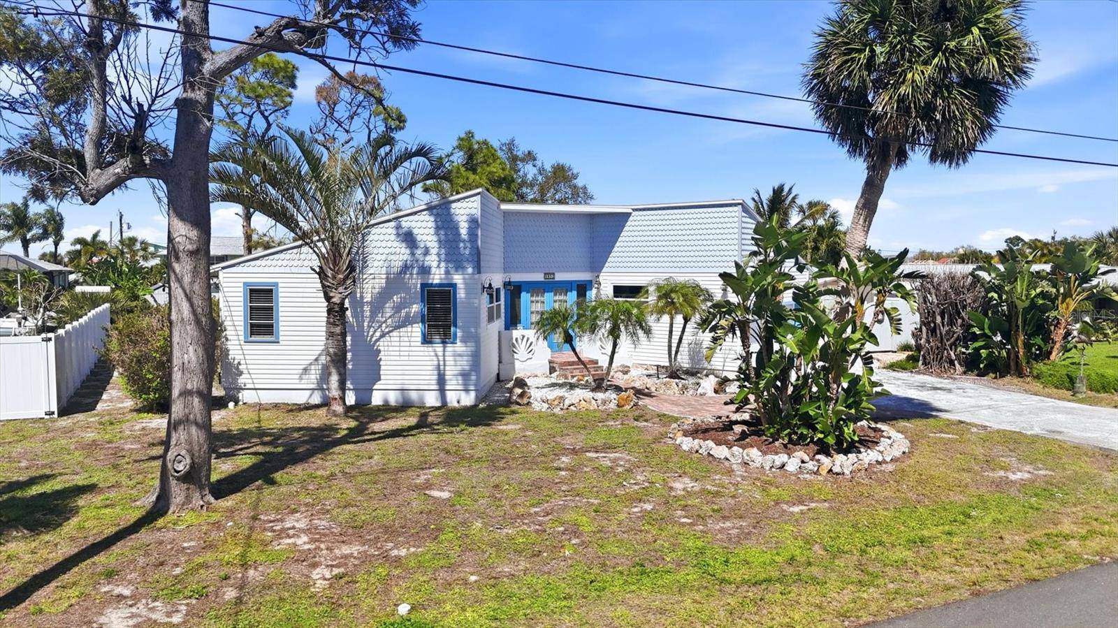 1052 KANT ST, Englewood, FL 34224