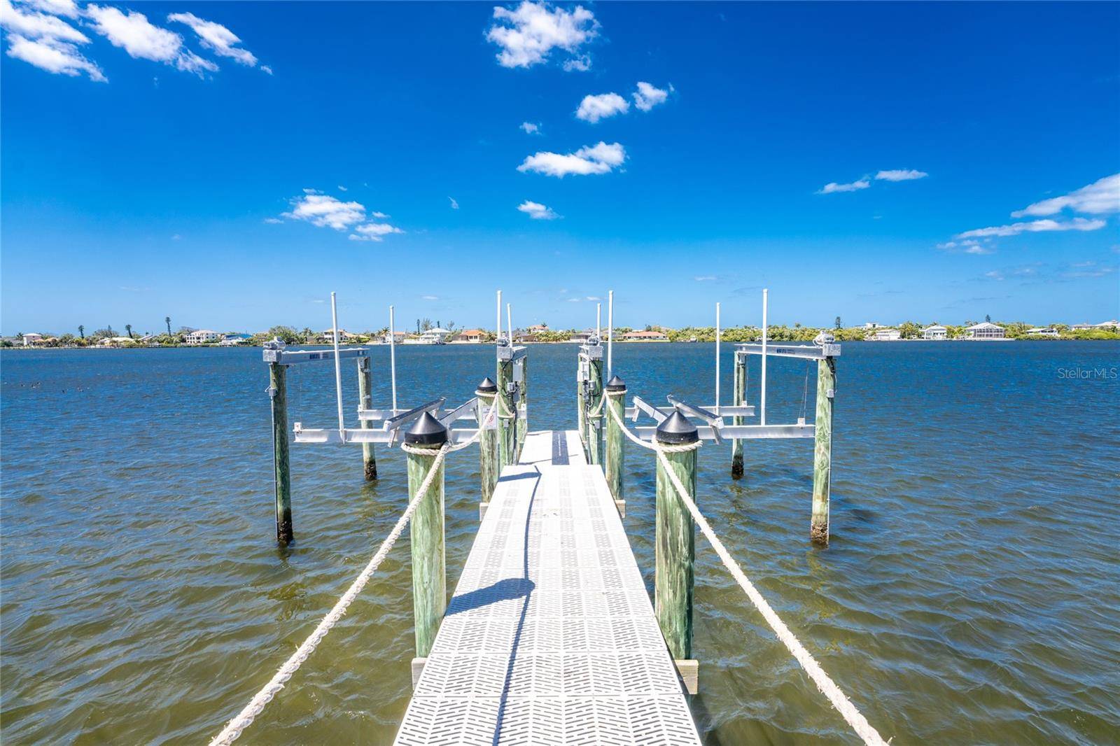BAYSHORE DR, Englewood, FL 34223