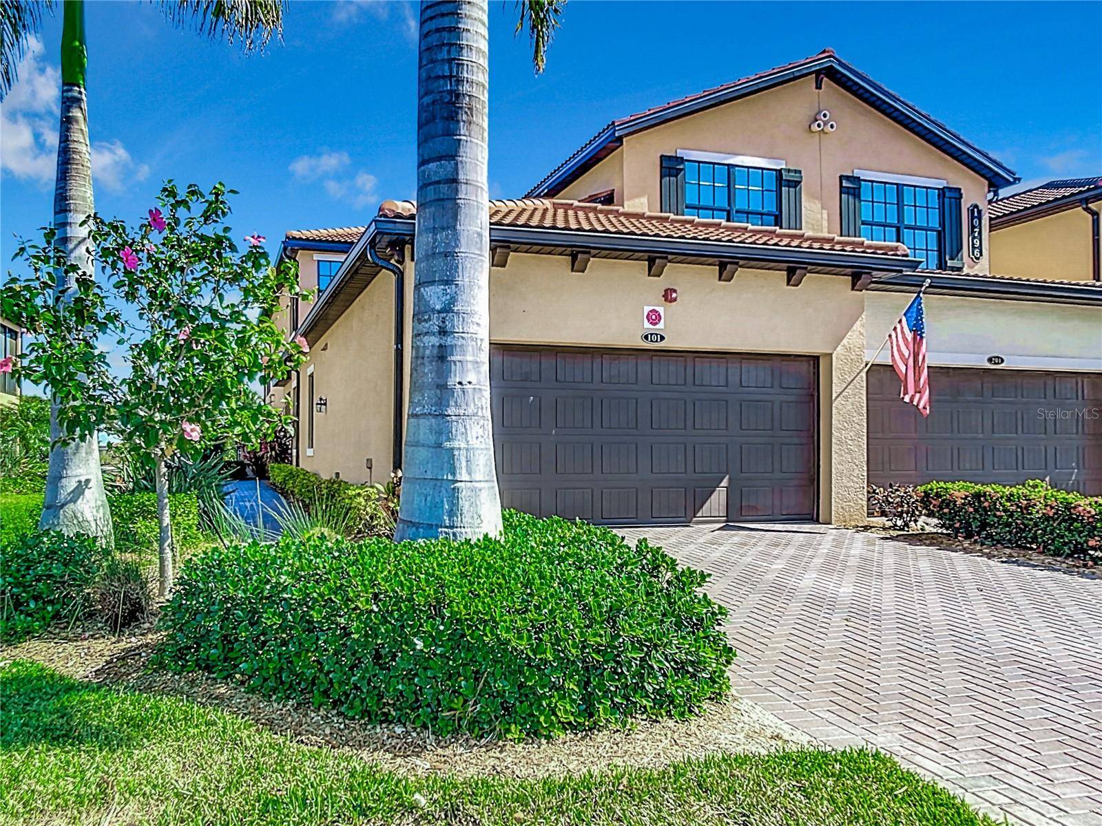 10796 TARFLOWER DR #101, Venice, FL 34293