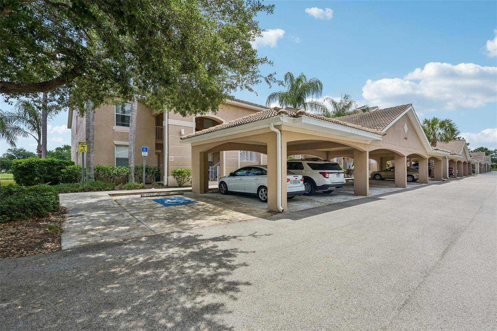 1003 FAIRWAYCOVE LN #201, Bradenton, FL 34212