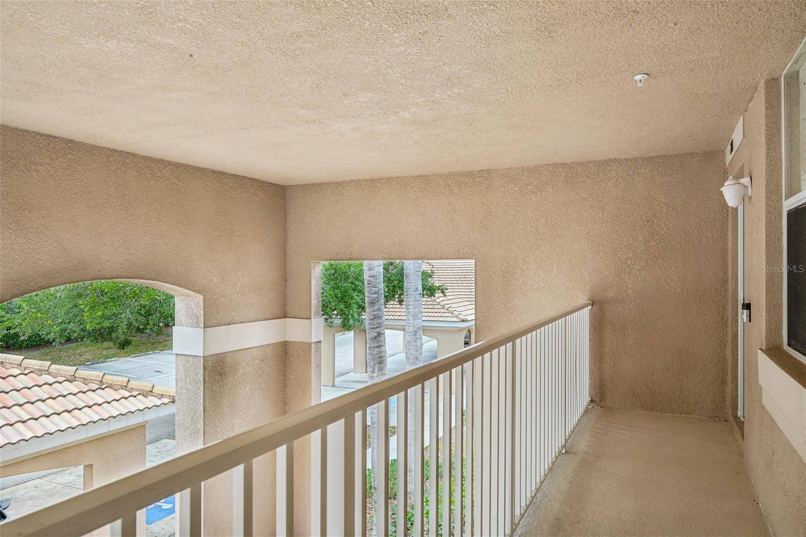 1003 FAIRWAYCOVE LN #201, Bradenton, FL 34212