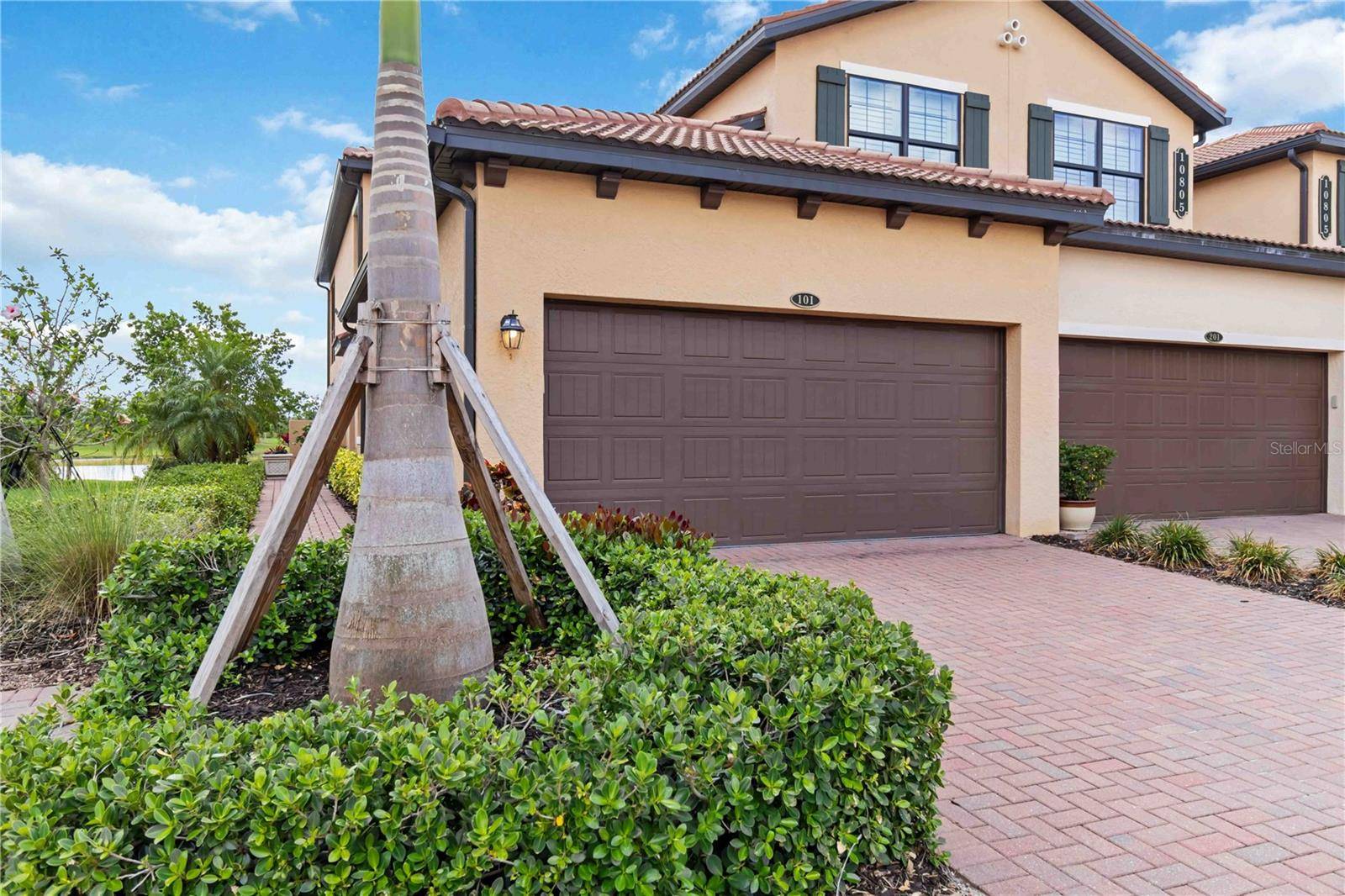 10805 TARFLOWER DR #101, Venice, FL 34293