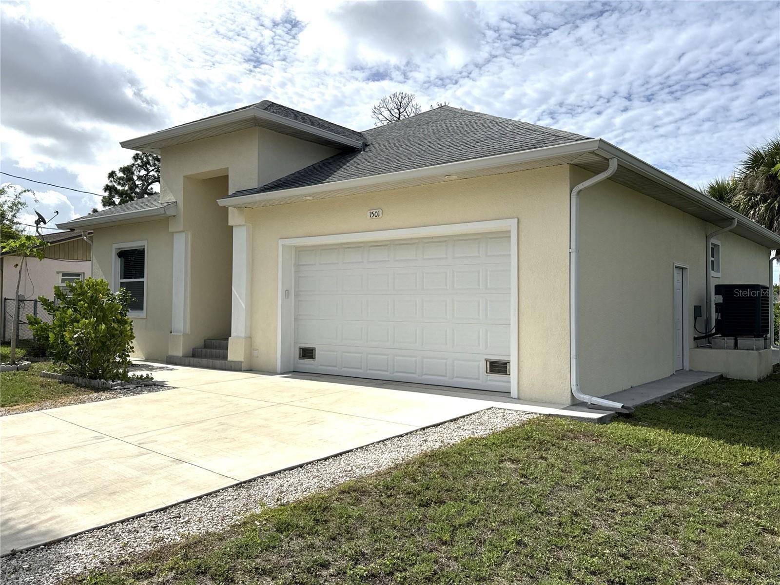 1501 HELENE AVE, Englewood, FL 34223