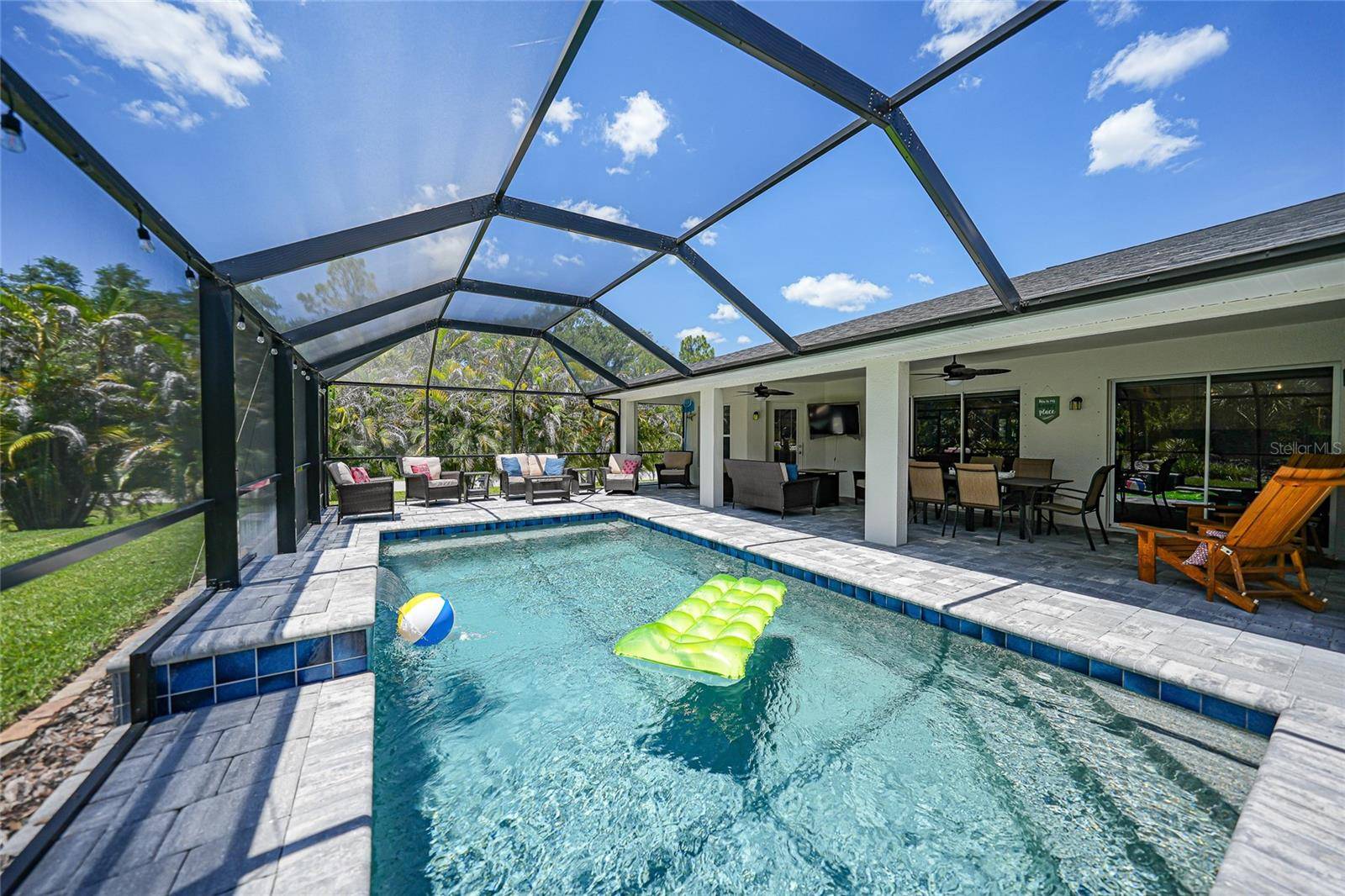 1282 CLEARVIEW DR, Port Charlotte, FL 33953