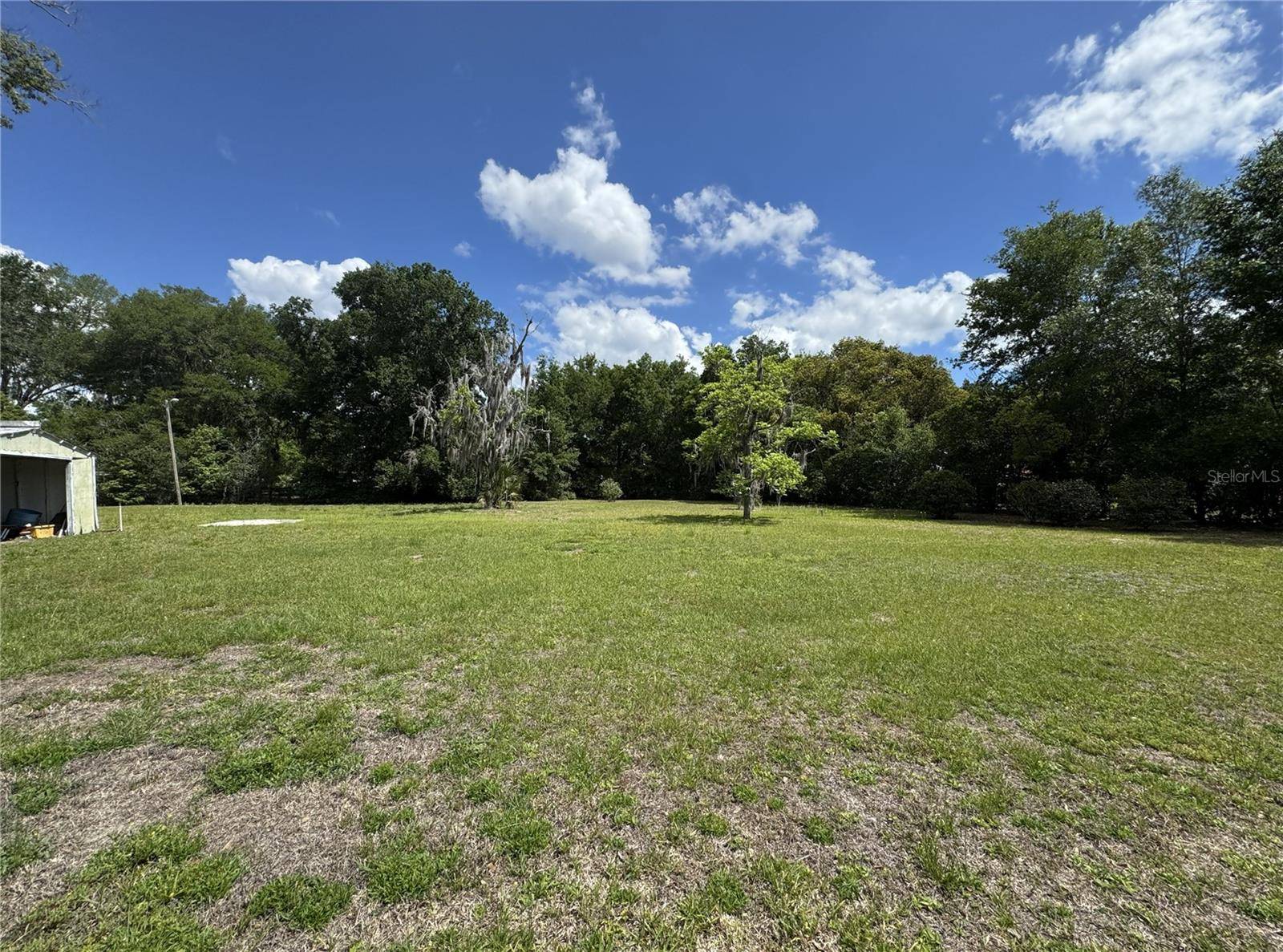 65 HOWARD ST, Umatilla, FL 32784