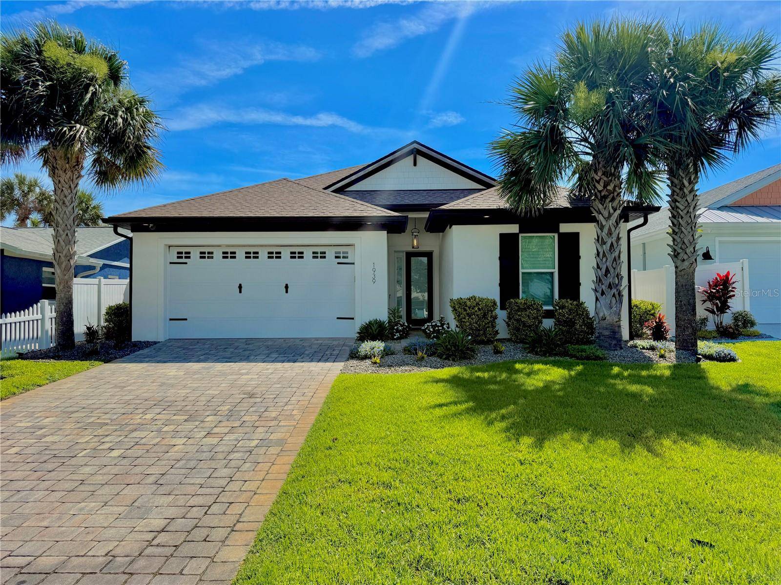 1939 S DAYTONA AVE, Flagler Beach, FL 32136