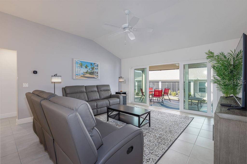 2454 YOUNGMANN LOOP, The Villages, FL 32163