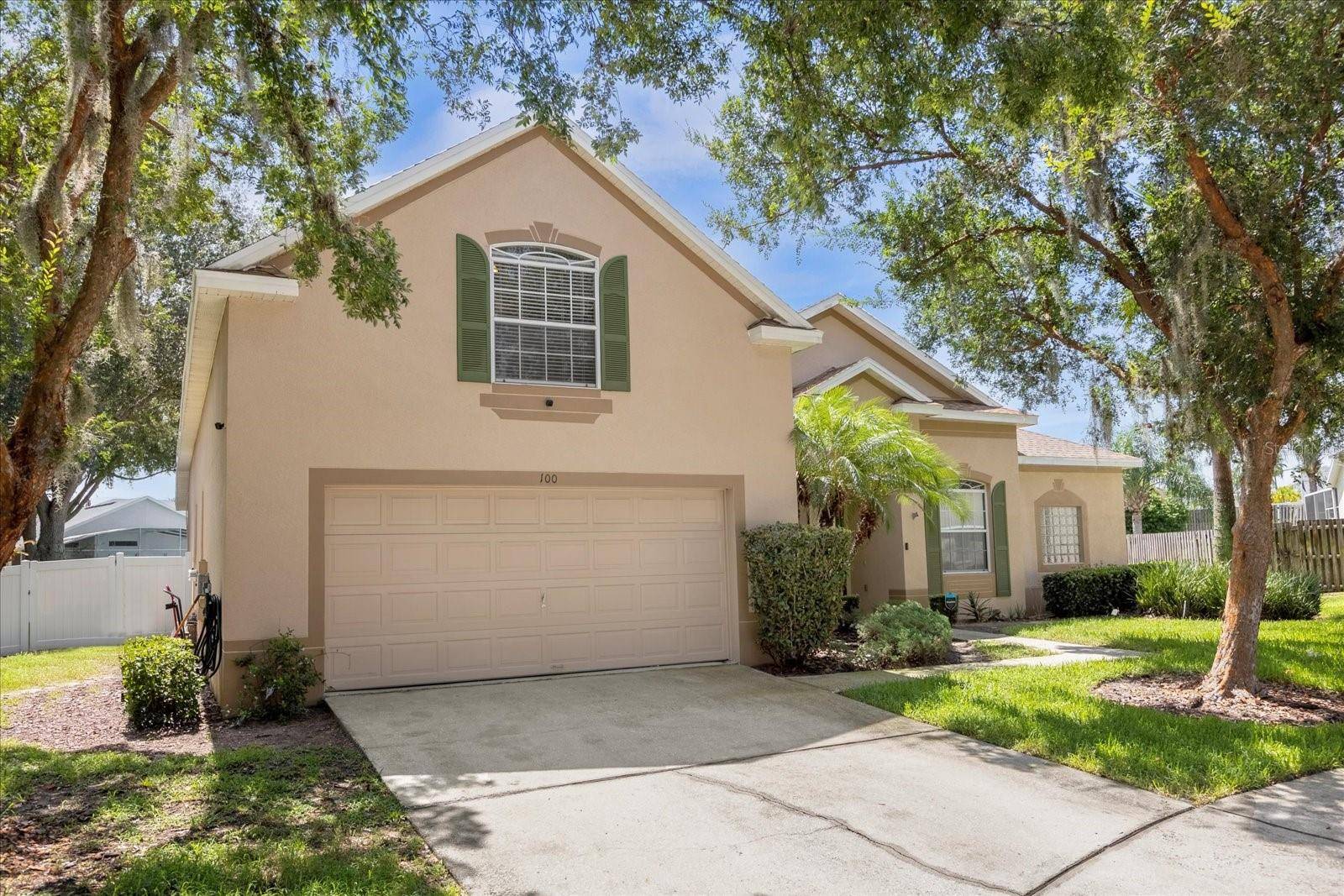 100 HOLLYBROOK CT, Davenport, FL 33897