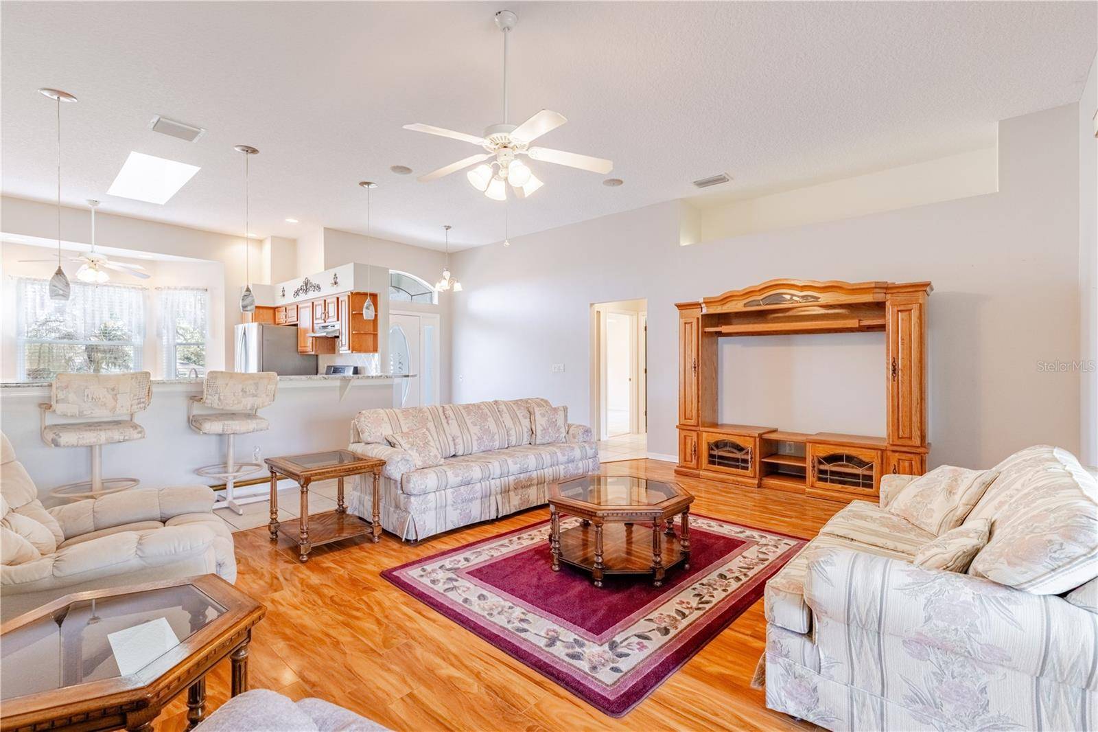 5732 FREEPORT DR, Tavares, FL 32778