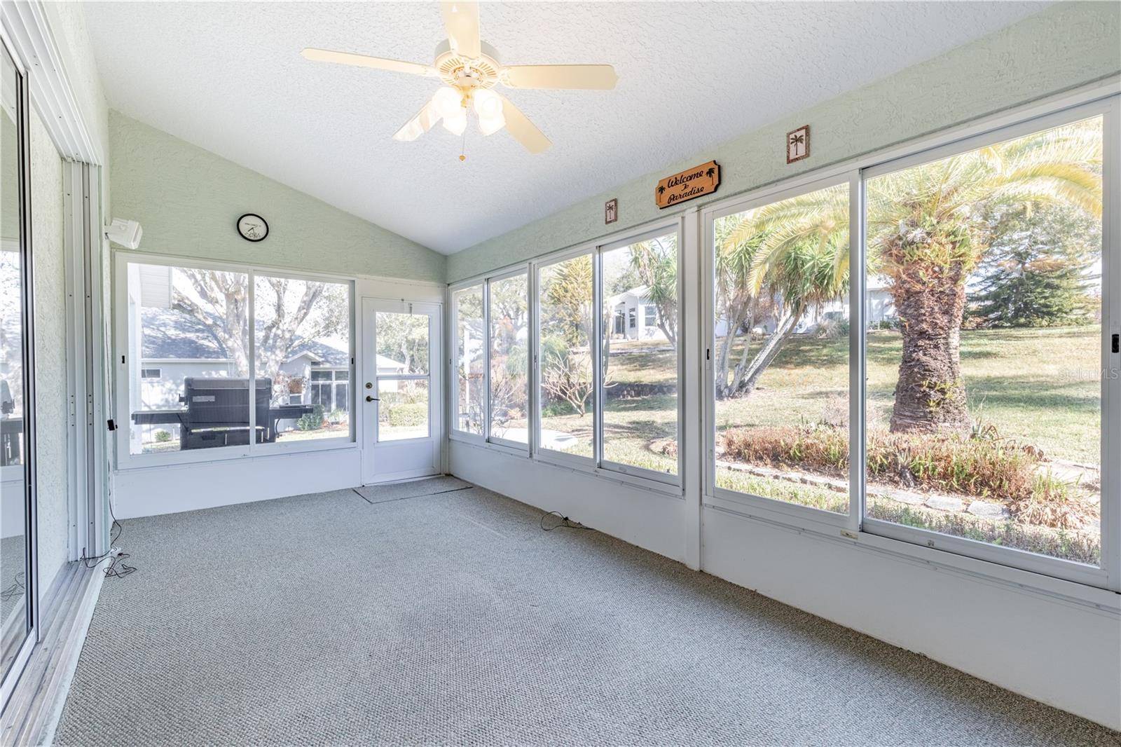 5732 FREEPORT DR, Tavares, FL 32778