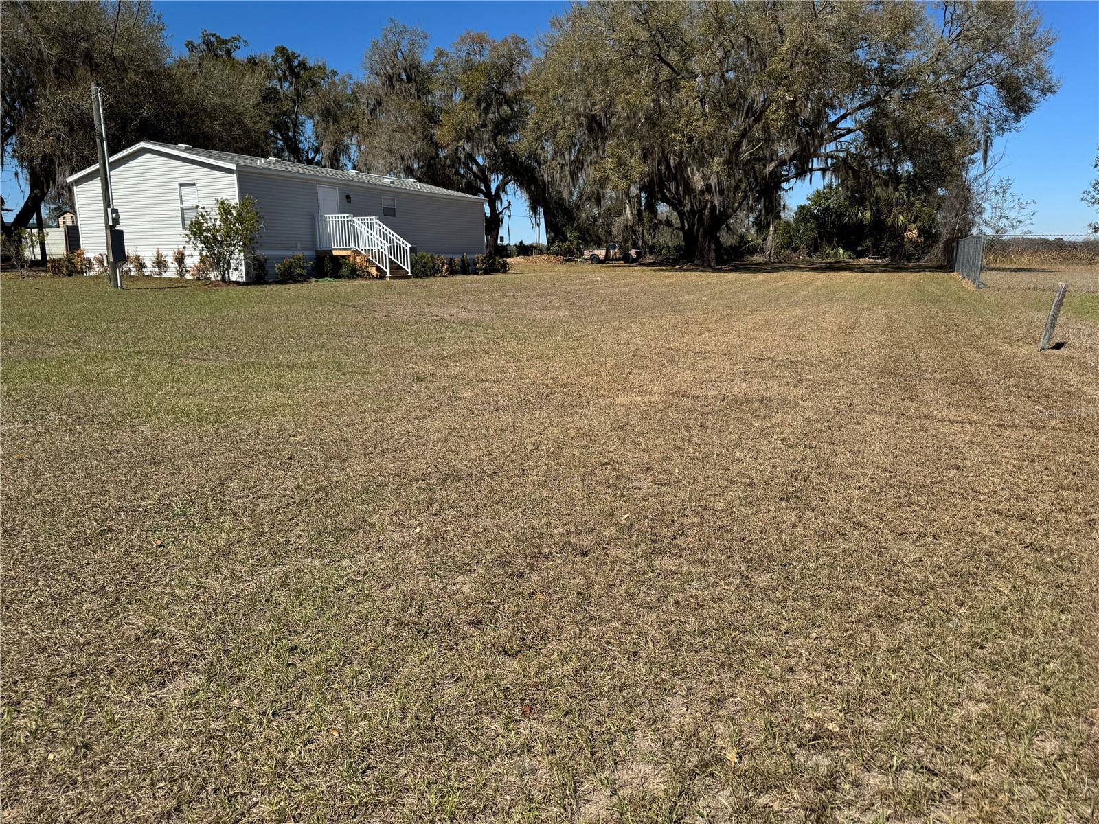 5525 W EVANS ST, Coleman, FL 33521