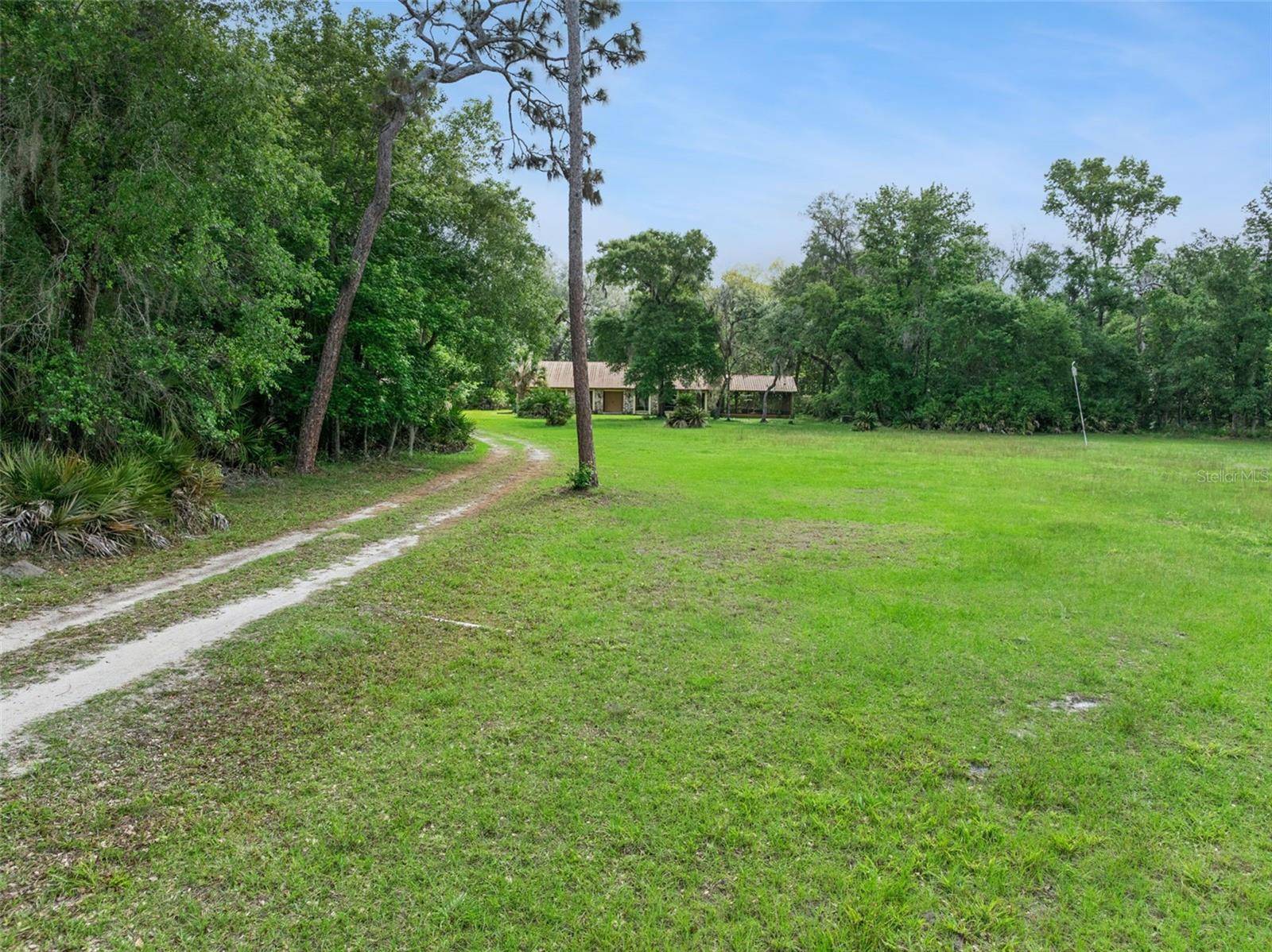 2260 PANORAMA DR, Chuluota, FL 32766
