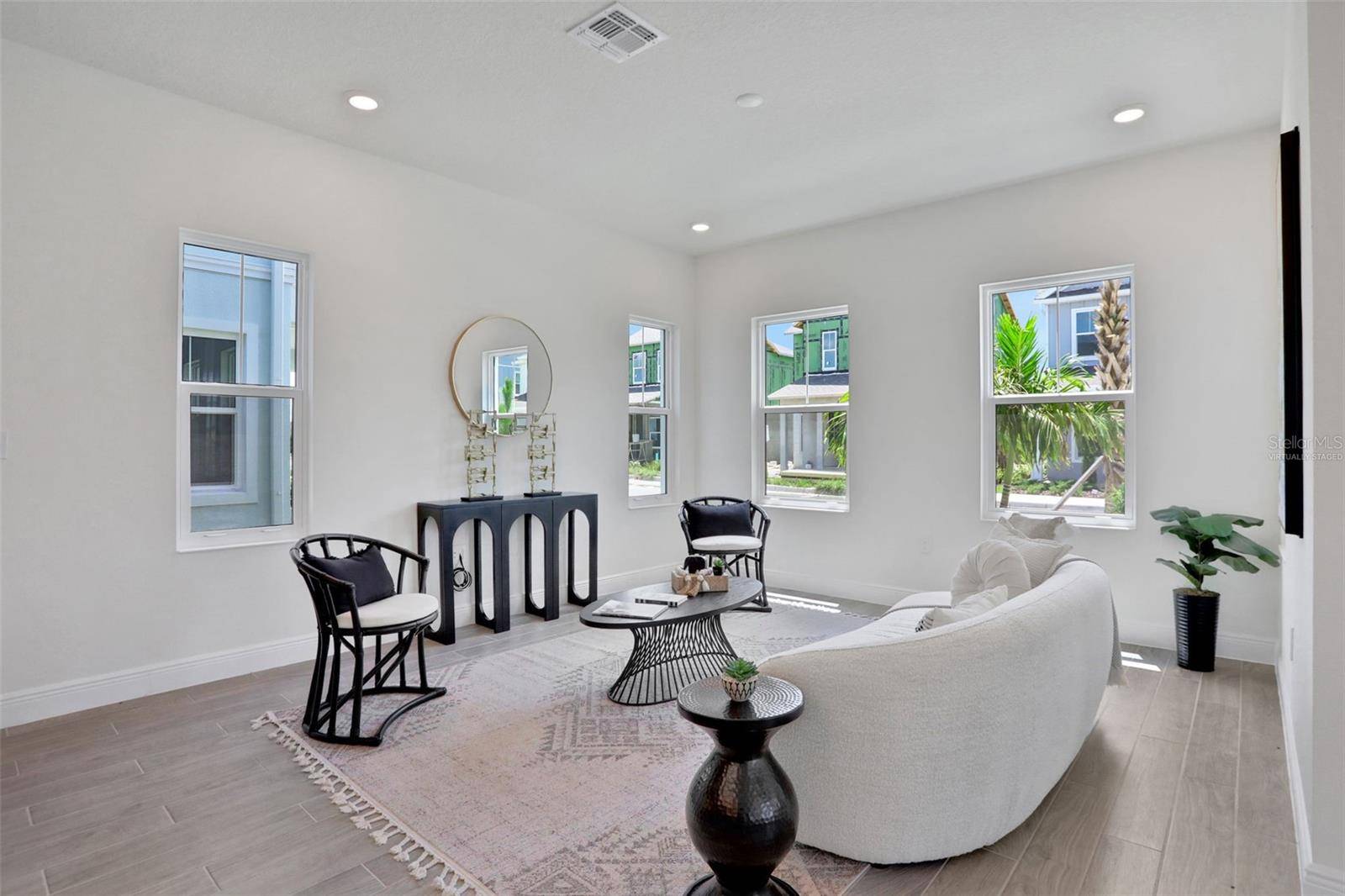 9135 WALCOTT LN, Lakewood Ranch, FL 34240