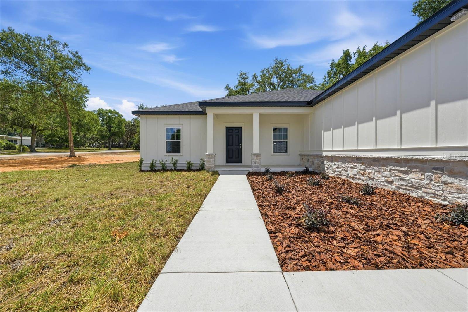 13404 NEW YORK AVE, Astatula, FL 34705