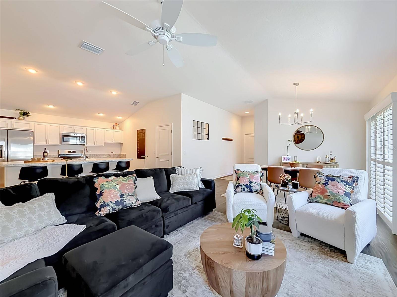 6231 ATKINSON LN, The Villages, FL 32163