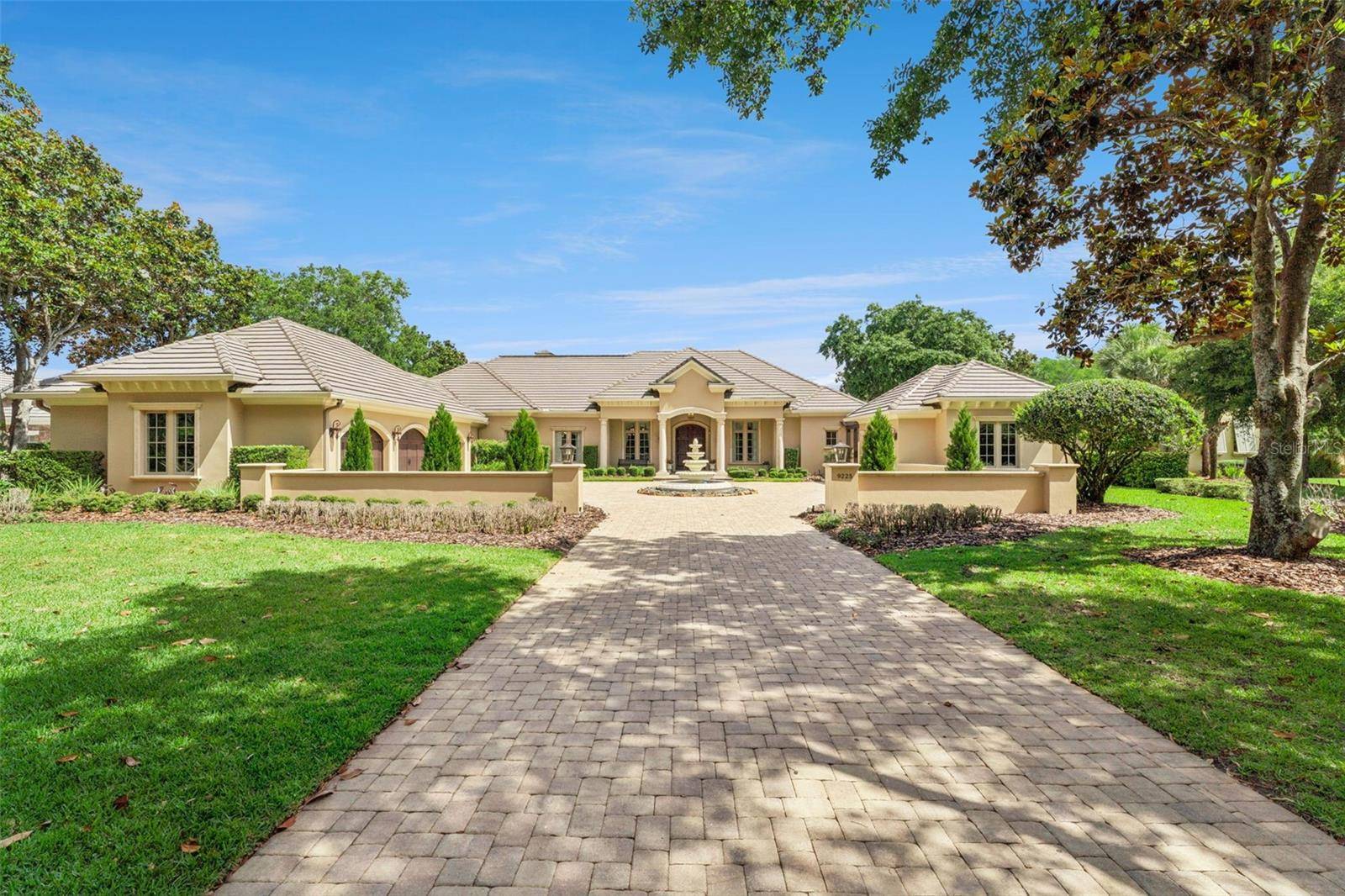 9225 BEVINGTON LN, Orlando, FL 32827