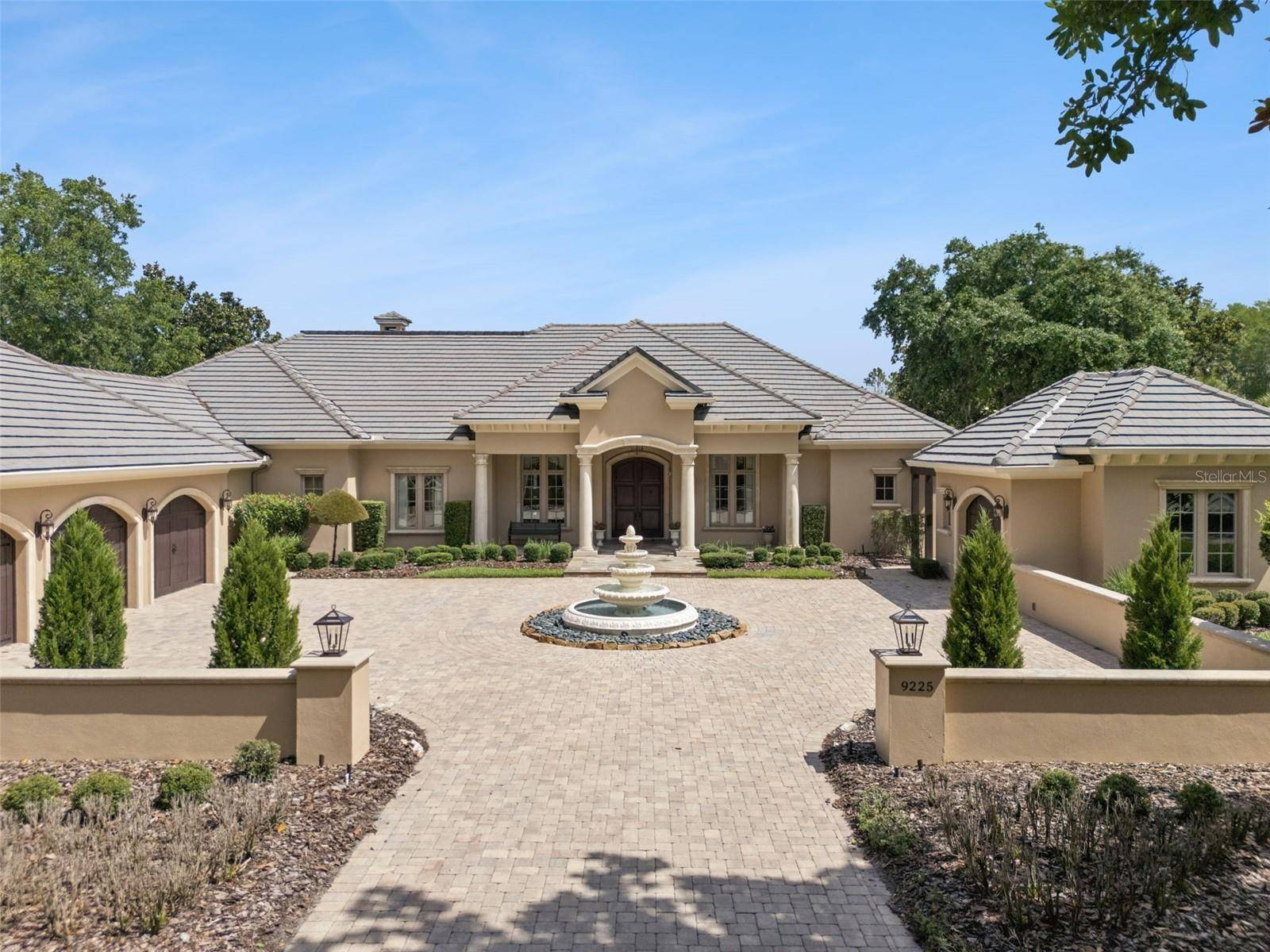 9225 BEVINGTON LN, Orlando, FL 32827