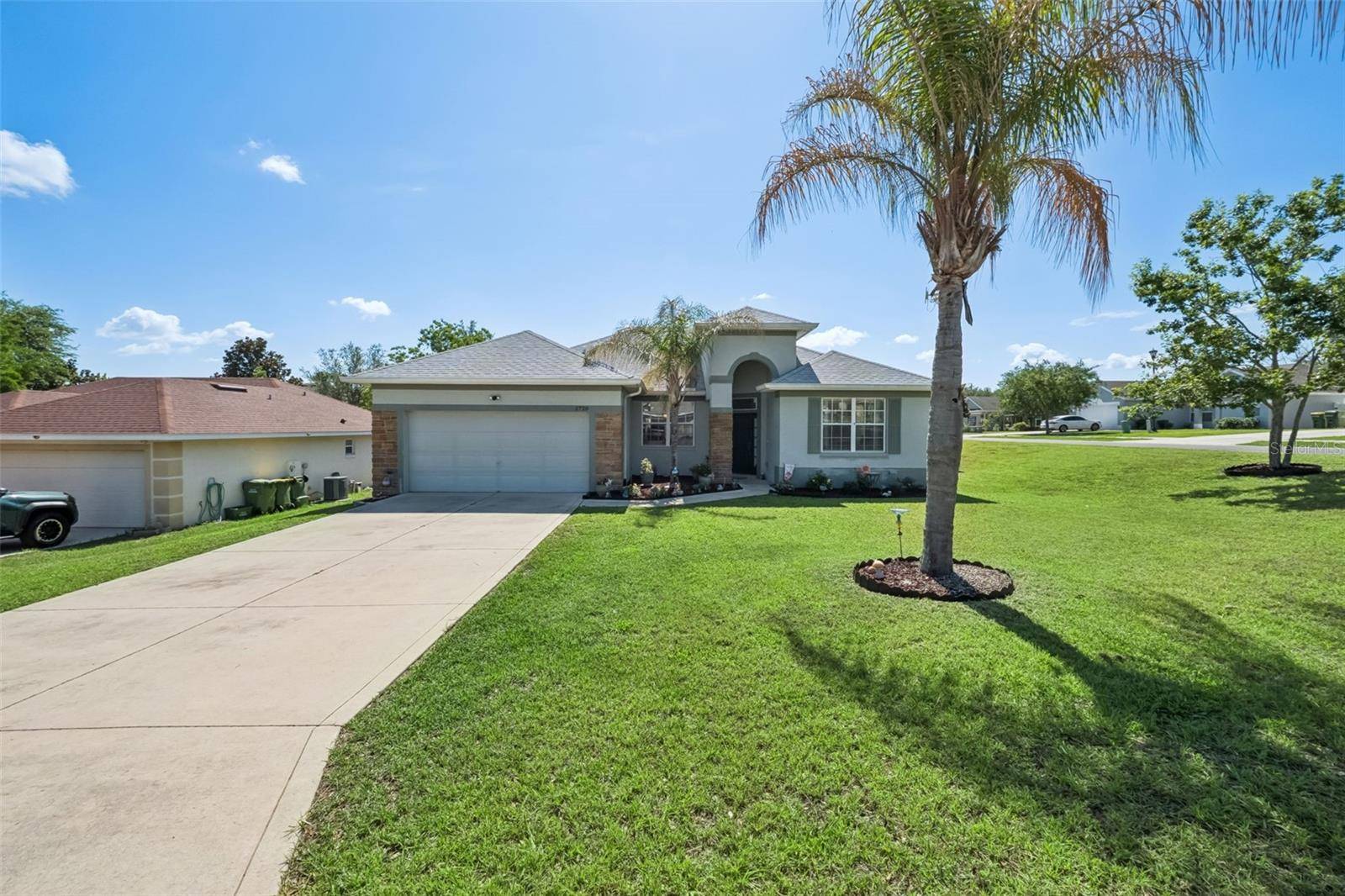 2720 SAVANNAH DR, Leesburg, FL 34748