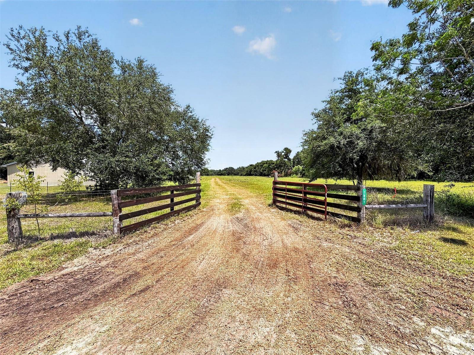 7755 CR 714, Center Hill, FL 33514
