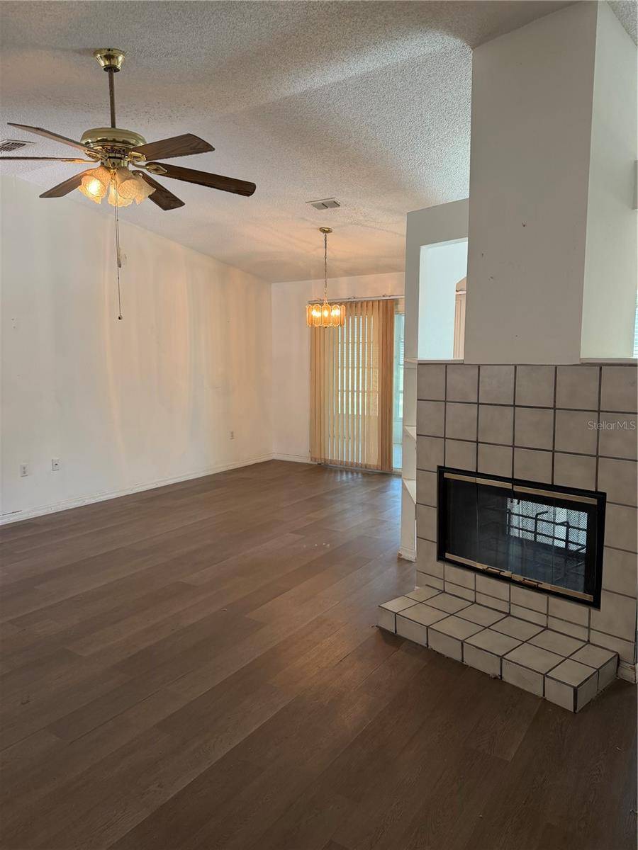 412 WESTWOOD DR, Leesburg, FL 34748