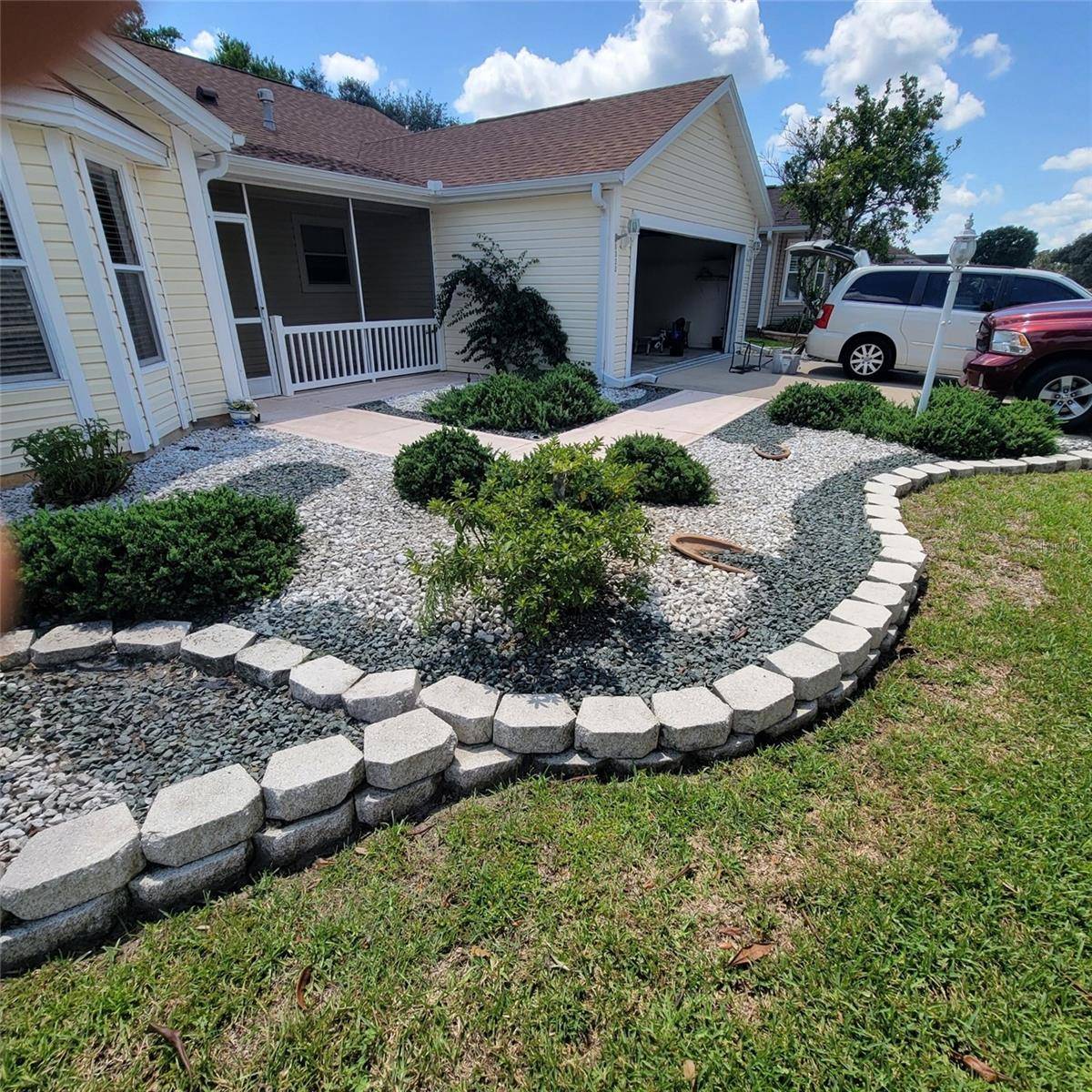 1033 OAK FOREST DR, The Villages, FL 32162