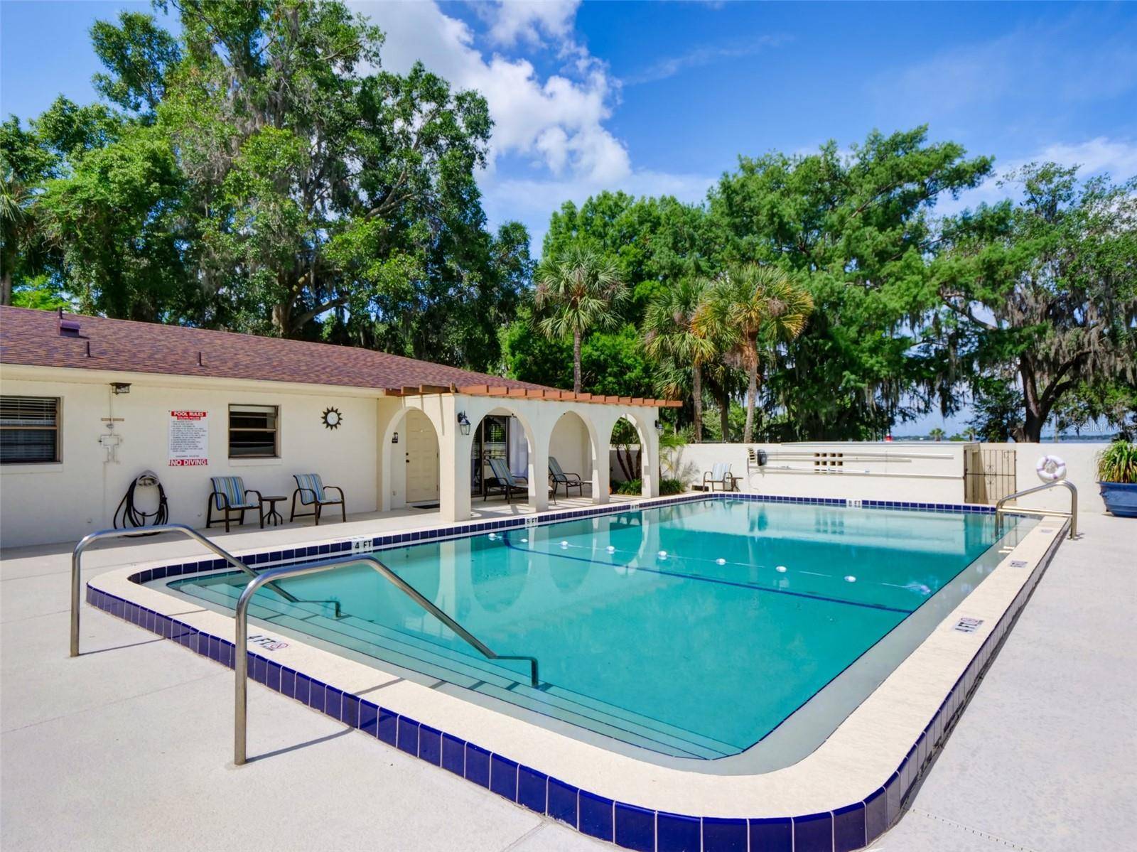 100 S TREMAIN ST #G2, Mount Dora, FL 32757