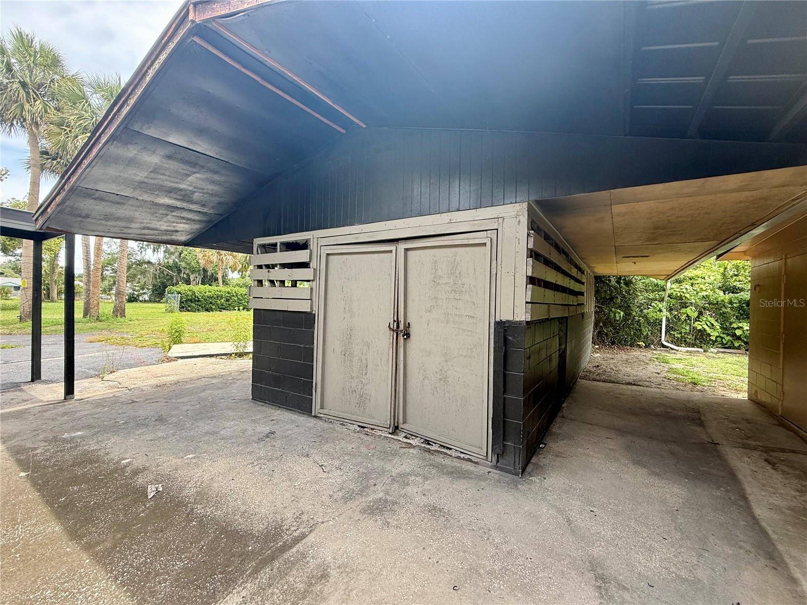 E BATES AVE, Eustis, FL 32726