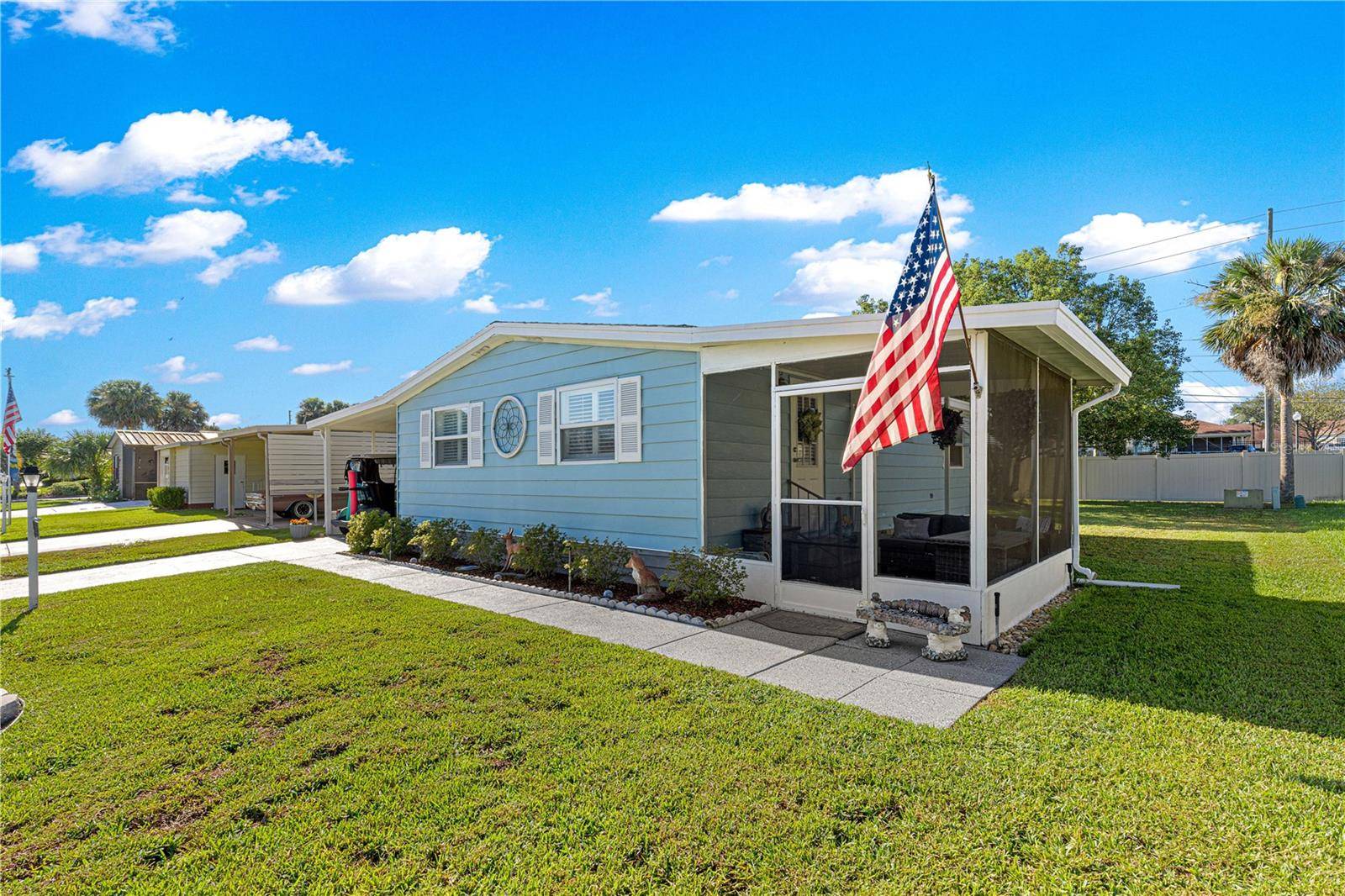 606 TARRSON BLVD, Lady Lake, FL 32159