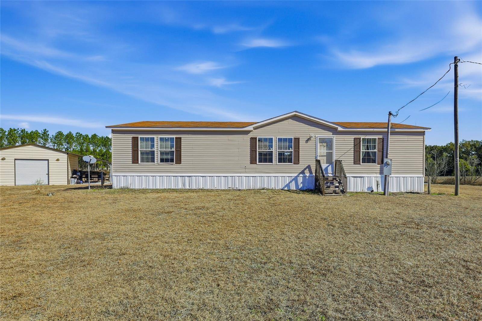 2400 NW 5TH ST, Bell, FL 32619
