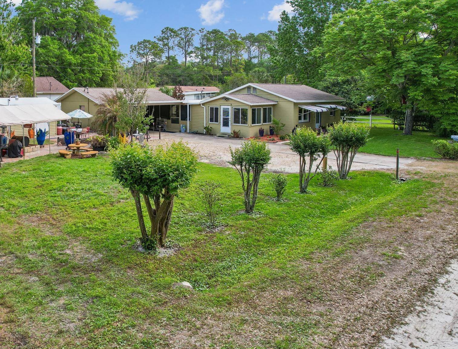 110 SHAFFER AVE, Crescent City, FL 32112