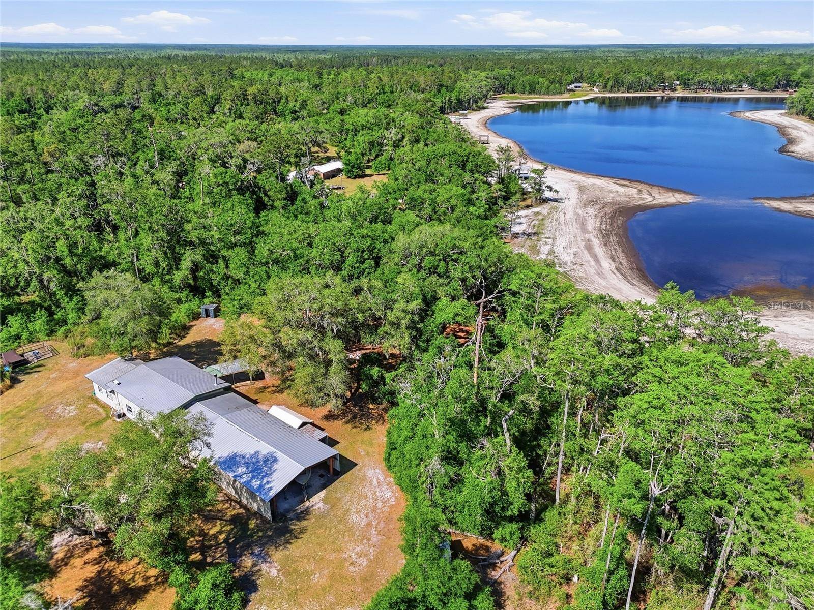 401 SE FALCON RD, Branford, FL 32008