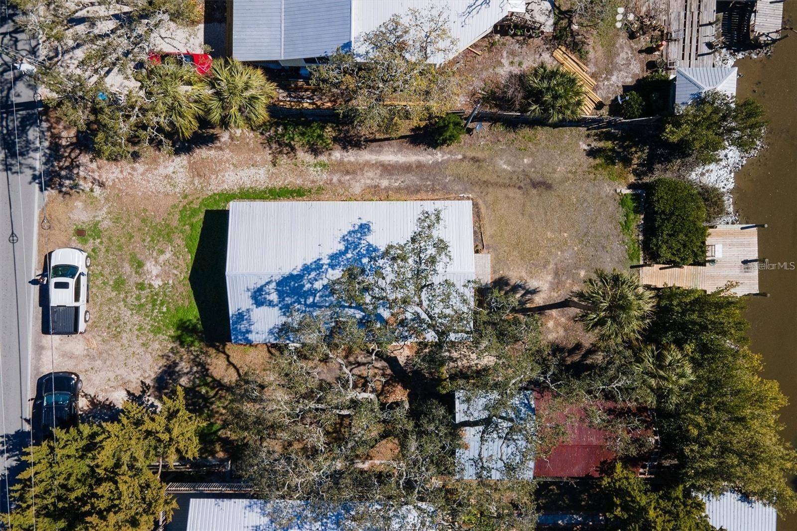 1170 WHIDDON AVE, Cedar Key, FL 32625