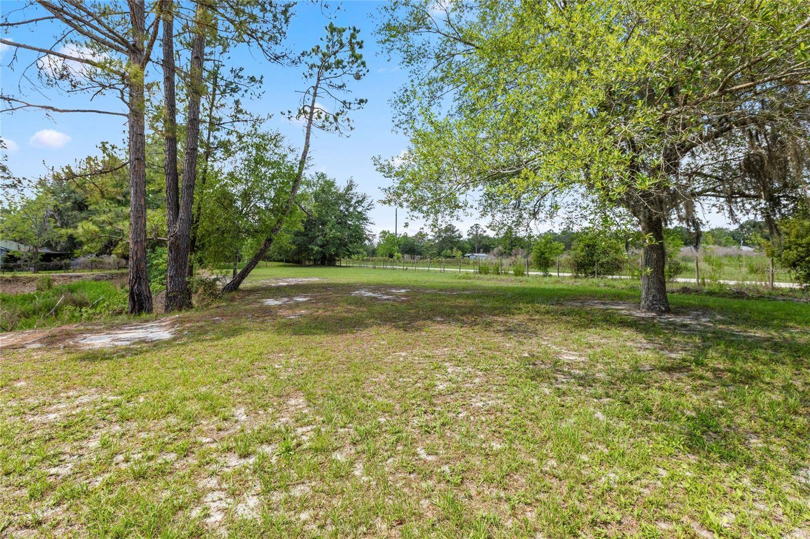 11115 SW 105TH ST, Brooker, FL 32622