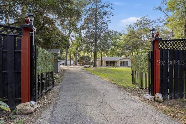 3630 NW 136TH ST, Gainesville, FL 32606
