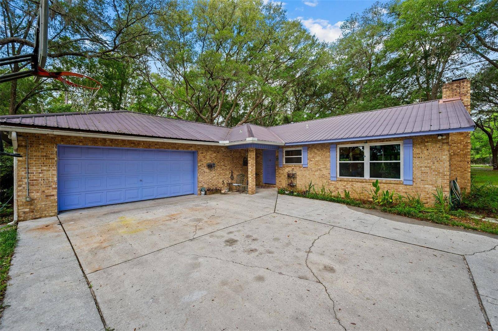16422 NE 10TH ST, Gainesville, FL 32609