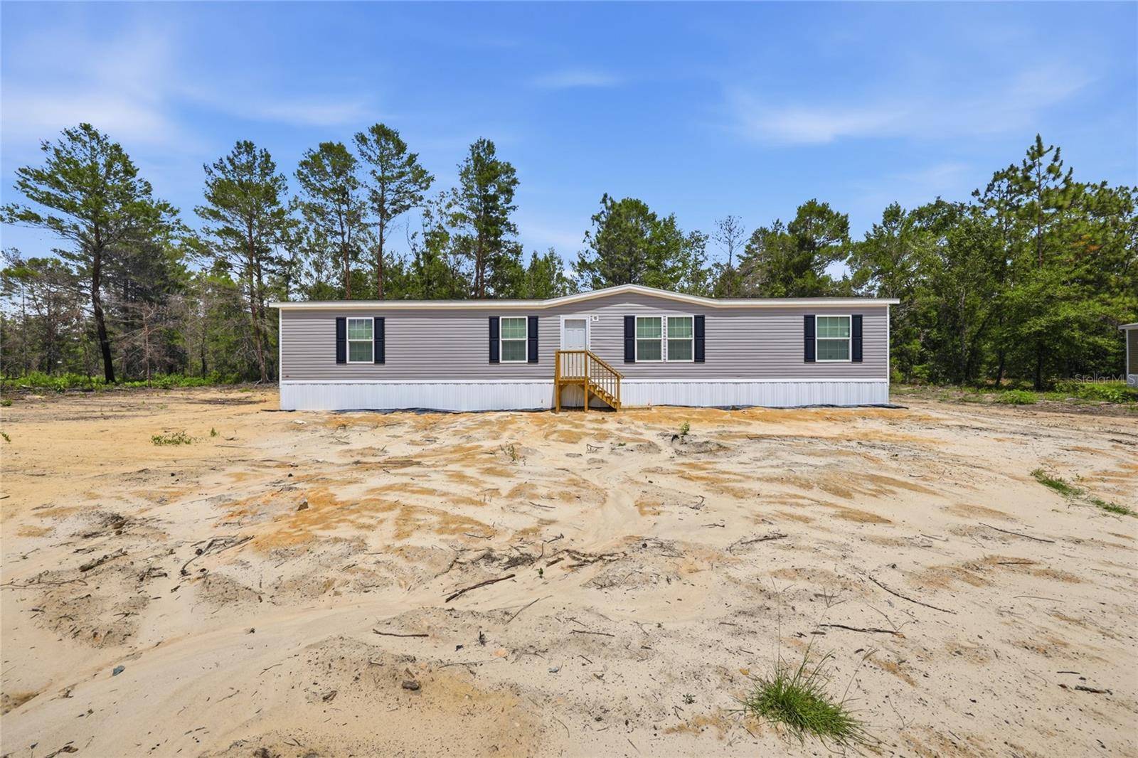 150 19TH ST, Interlachen, FL 32148