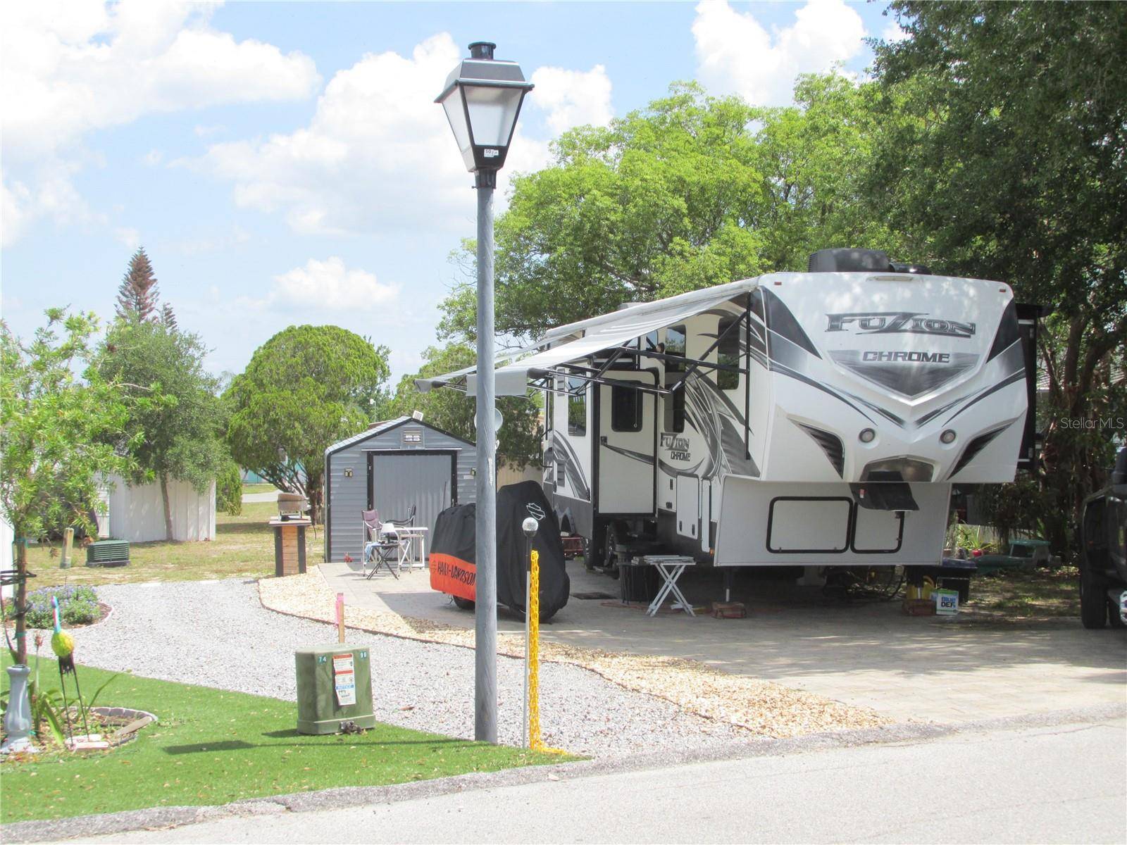 16 SADDLEBAG TRL S, Lake Wales, FL 33898