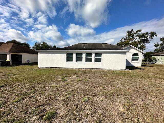 233 VIA DEL SOL DR, Davenport, FL 33896